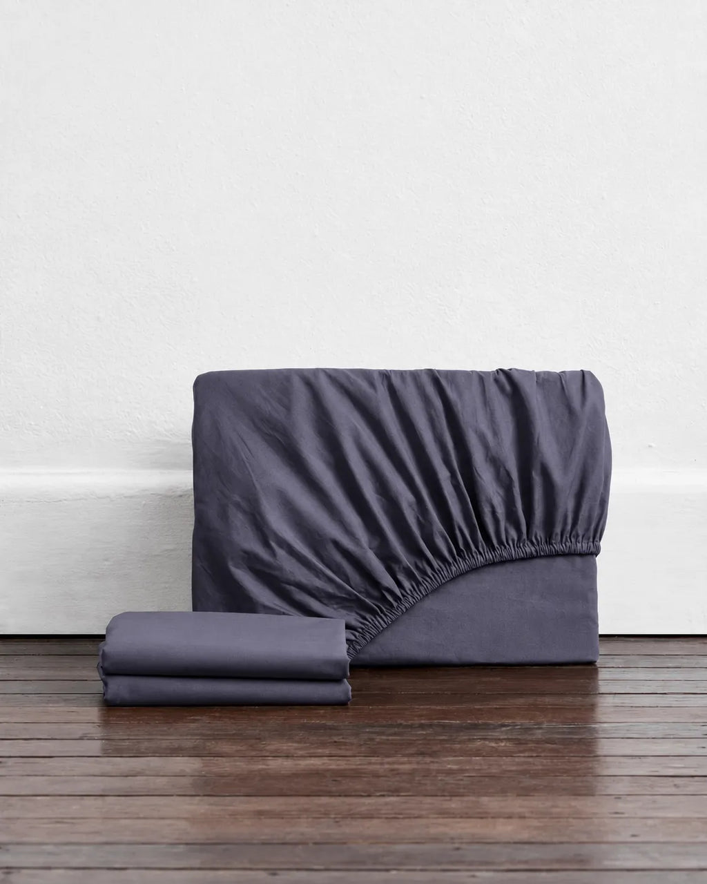300 TC 100% Cotton Fitted Bedsheet - Ash (Kohra Sa Dil)